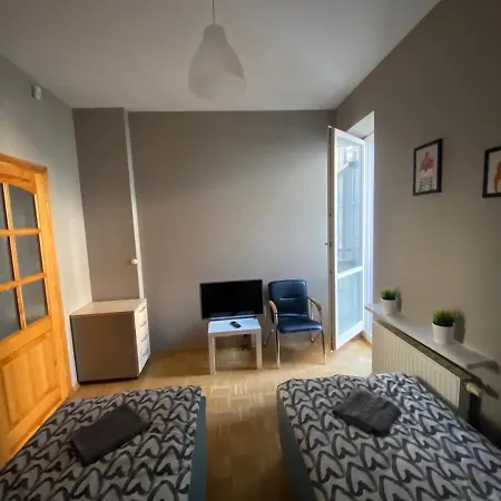 Pokoje Nowoursynowska Auberge de jeunesse *
